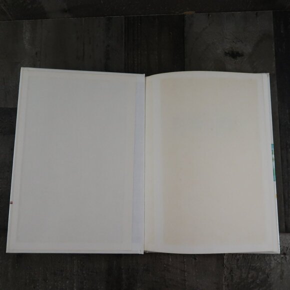 Kingfisher Science Enclyclopedia Volume 5 Heredity-Lense,Optical Hardcover - Picture 2 of 7